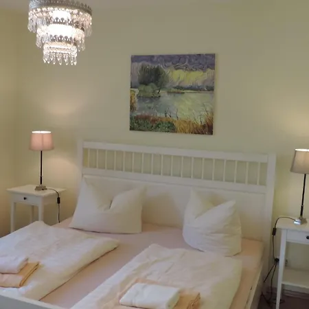 Akazienhaus 3 Апартаменты Дирхаген